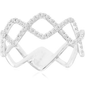 LADIES’ DIAMOND RING