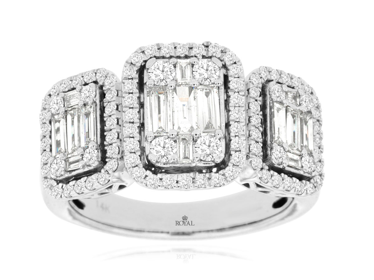 LADIES' DIAMOND RING