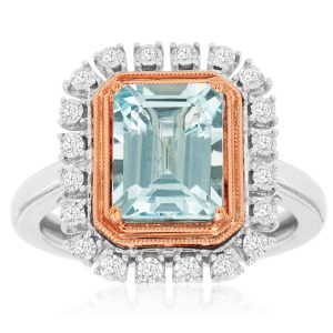 AQUAMARINE & DIAMOND RING