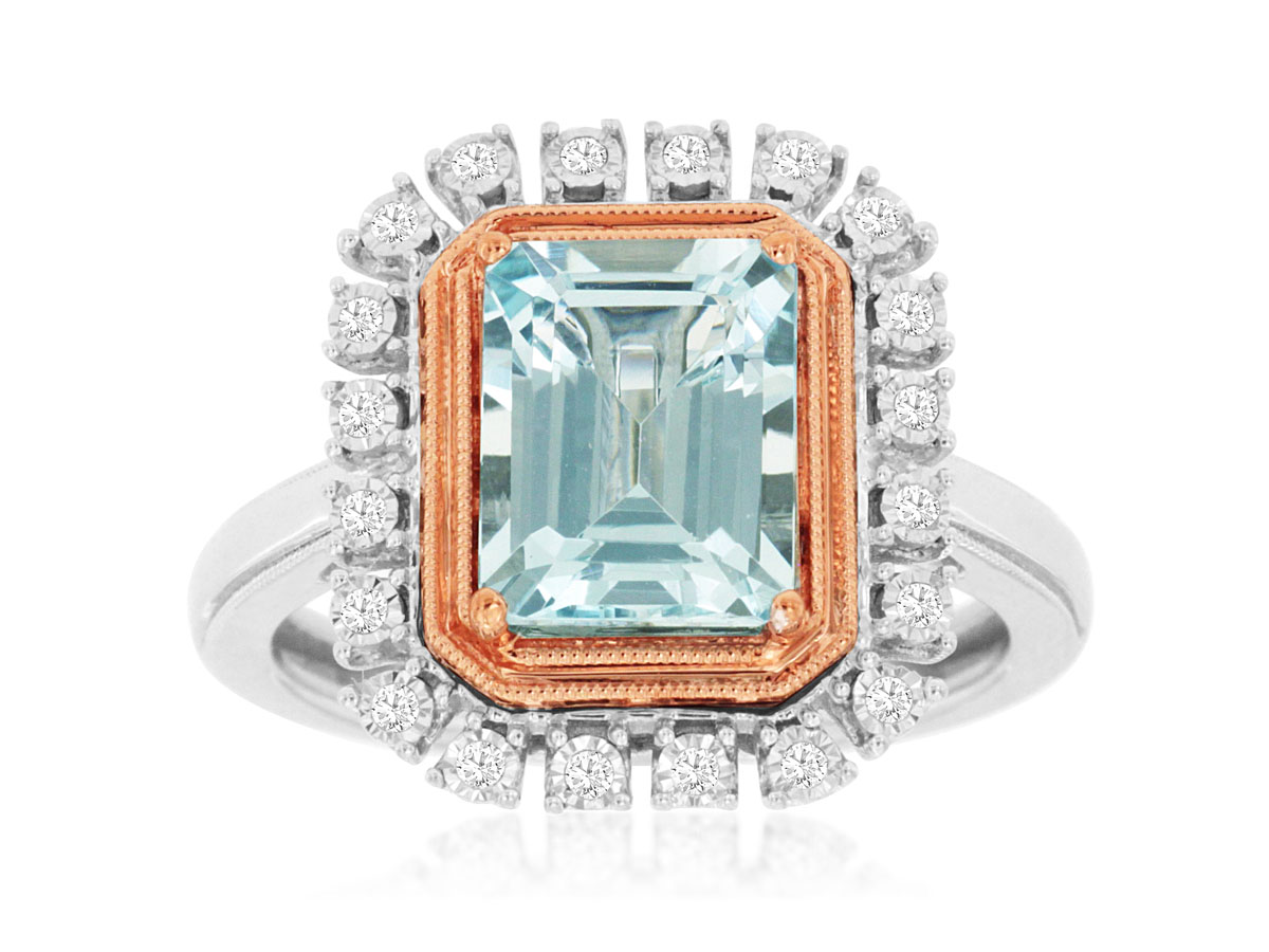 AQUAMARINE & DIAMOND RING