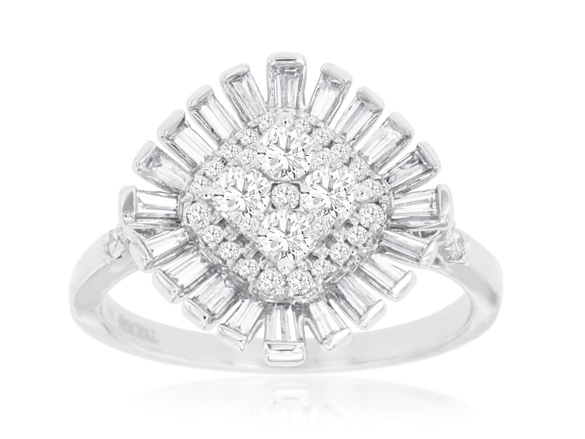 LADIES' DIAMOND RING