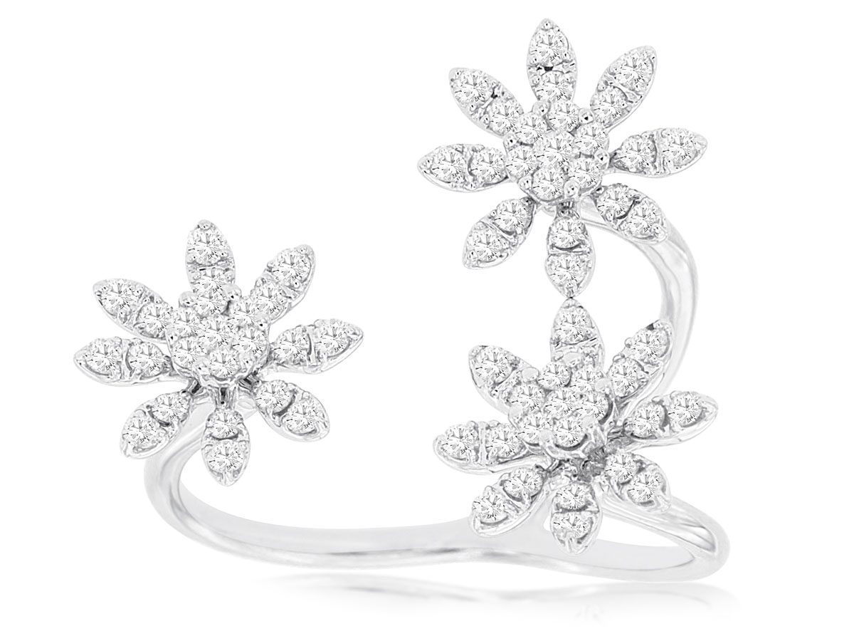 LADIES' DIAMOND RING