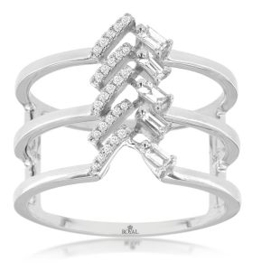 LADIES’ DIAMOND RING