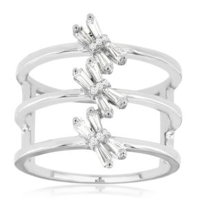 LADIES’ DIAMOND RING
