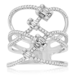 LADIES’ DIAMOND RING