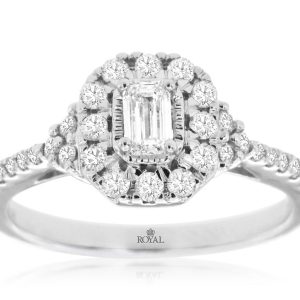 DIAMOND ENGAGEMENT RING