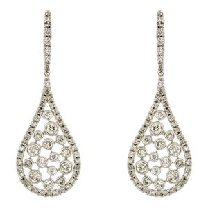 DIAMOND EARRING