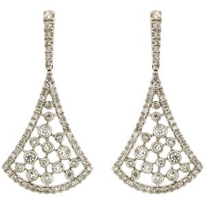 DIAMOND EARRING