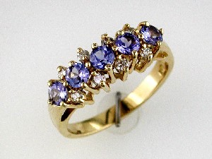 TANZANITE & DIAMOND RING