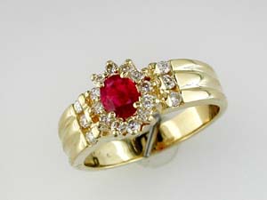 RUBY & DIAMOND RING