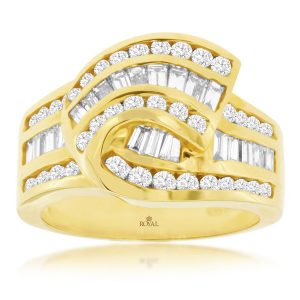 DIAMOND RING