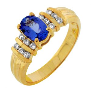 TANZANITE & DIAMOND RING