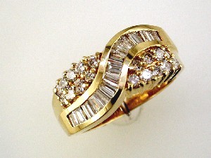 DIAMOND RING