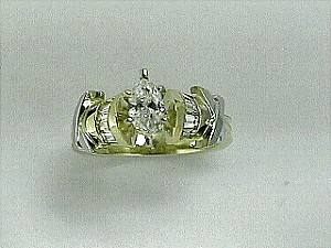 DIAMOND ENGAGEMENT RING