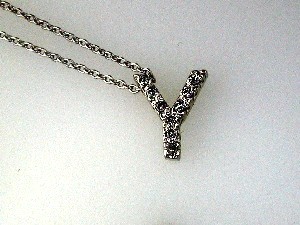 INITIAL DIAMOND PENDANT Y
