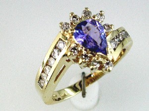 TANZANITE & DIAMOND RING