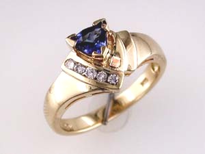 TANZANITE & DIAMOND RING