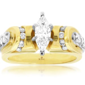 DIAMOND ENGAGEMENT RING