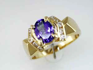 TANZANITE & DIAMOND RING
