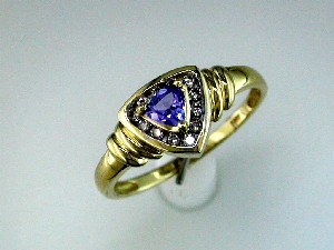 TANZANITE & DIAMOND RING