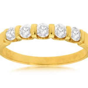 DIAMOND WEDDING BAND