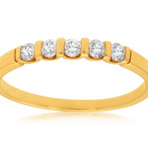 DIAMOND WEDDING BAND