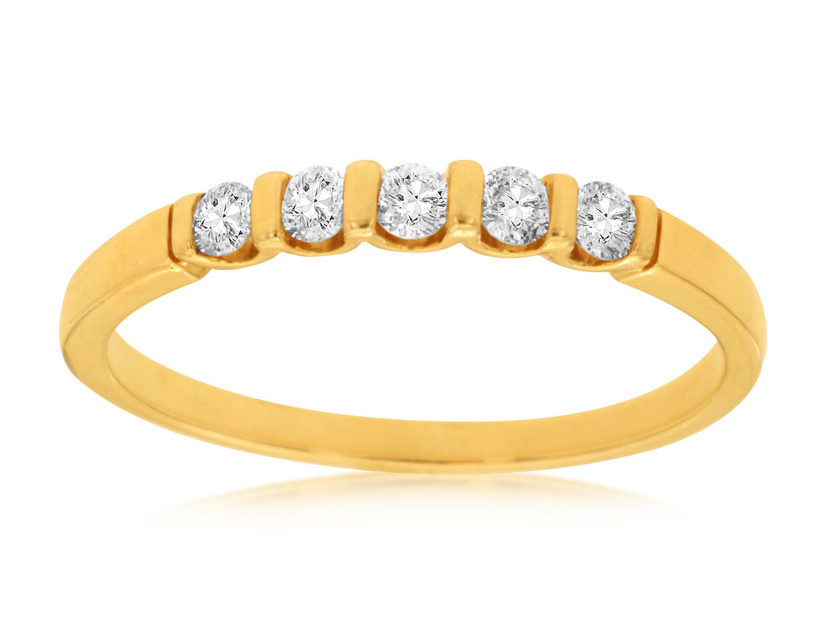 DIAMOND WEDDING BAND