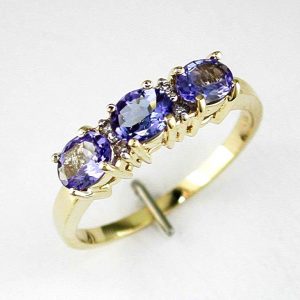 TANZANITE & DIAMOND RING