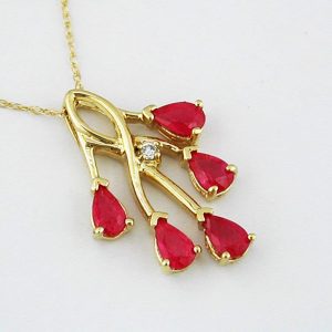 RUBY & DIAMOND PENDANT