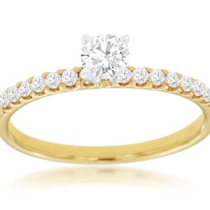 DIAMOND ENGAGEMENT RING