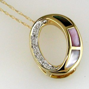 INITIAL DIA & MOPAL PENDANT O
