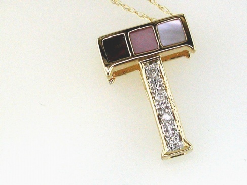 INITIAL DIA & MOPAL PENDANT T