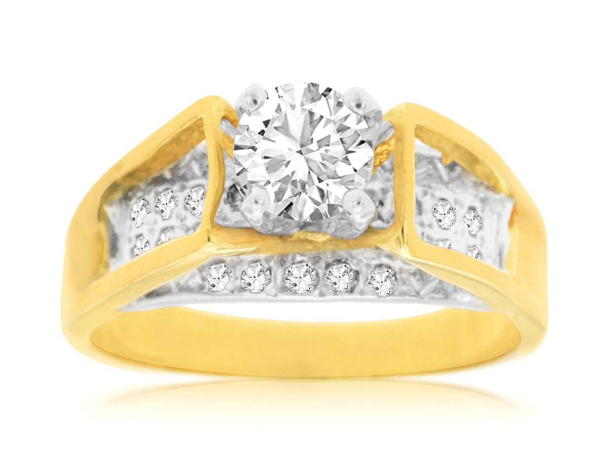 DIAMOND ENGAGEMENT RING