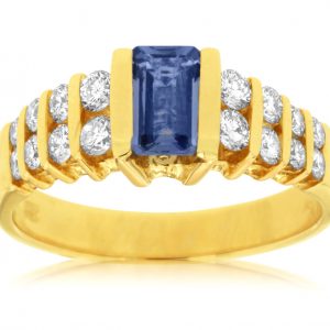 TANZANITE & DIAMOND RING