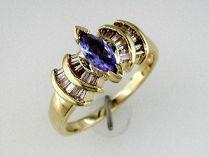 TANZANITE & DIAMOND RING