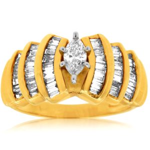 DIAMOND ENGAGEMENT RING