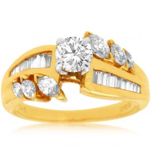 DIAMOND ENGAGEMENT RING