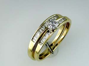 DIAMOND ENGAGEMENT RING & BAND