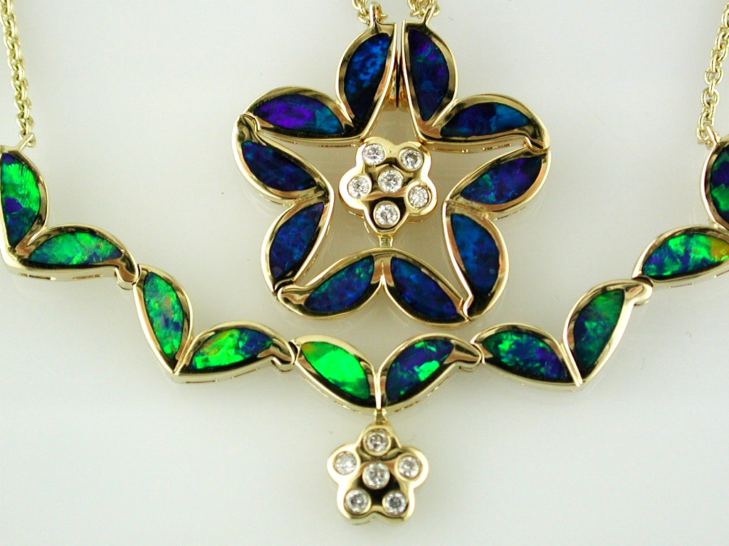 OPAL & DIAMOND NECKLACE