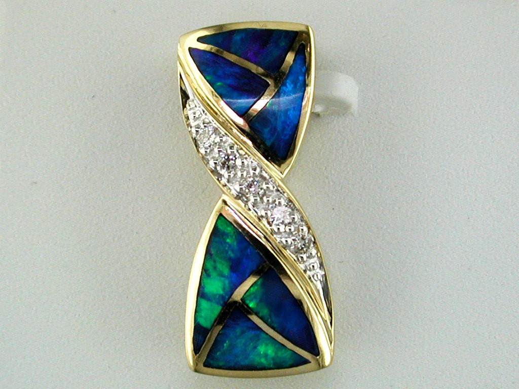 OPAL & DIAMOND PENDANT