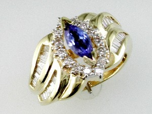 TANZANITE & DIAMOND RING
