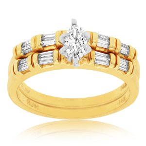 DIAMOND ENGAGEMENT RING