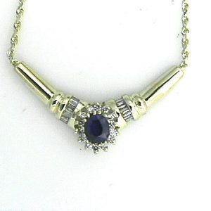 SAPPHIRE & DIAMOND NECKLACE