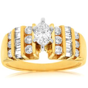 DIAMOND ENGAGEMENT RING