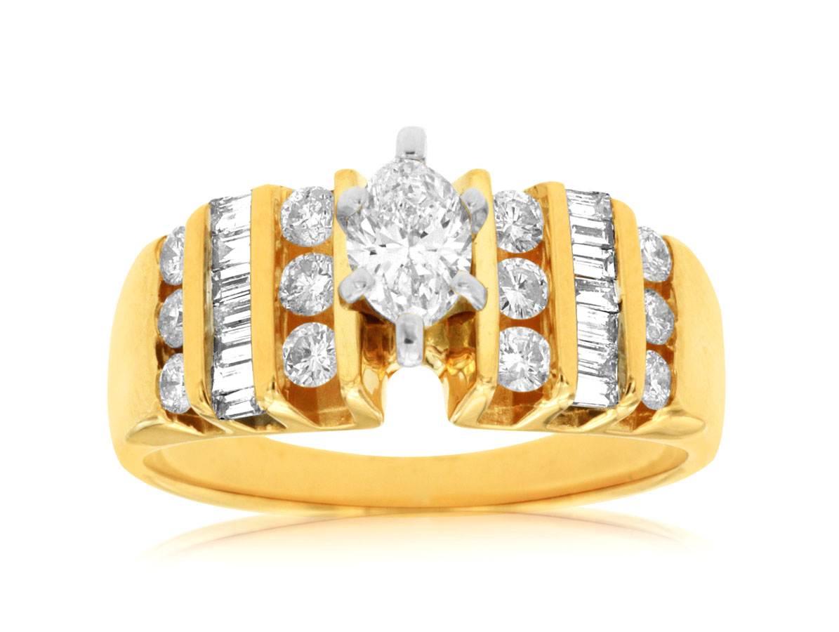 DIAMOND ENGAGEMENT RING