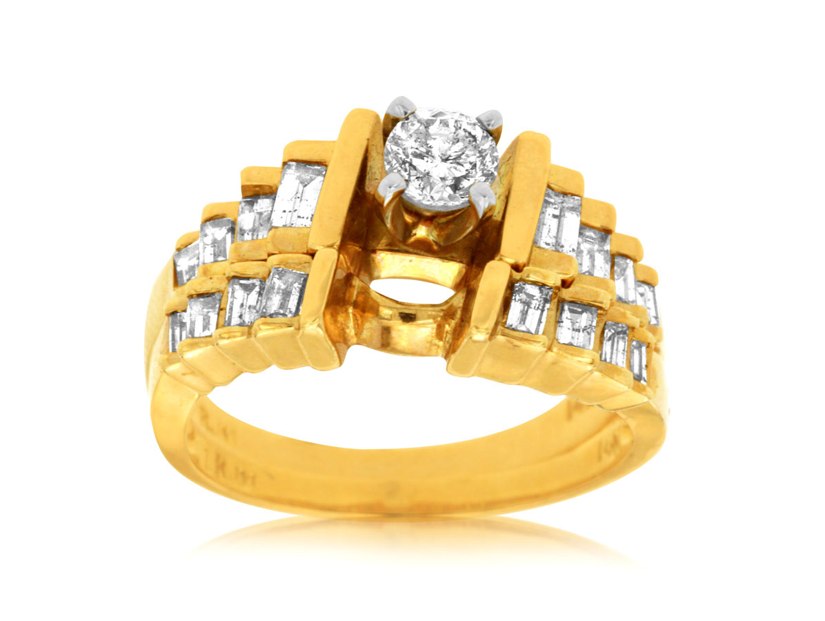 DIAMOND ENGAGEMENT RING