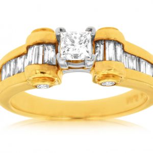DIAMOND ENGAGEMENT RING
