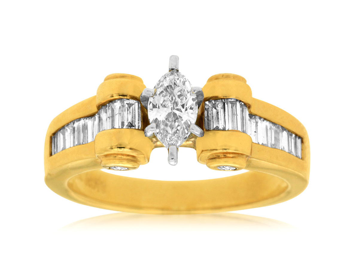 DIAMOND ENGAGEMENT RING