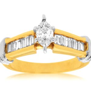DIAMOND ENGAGEMENT RING