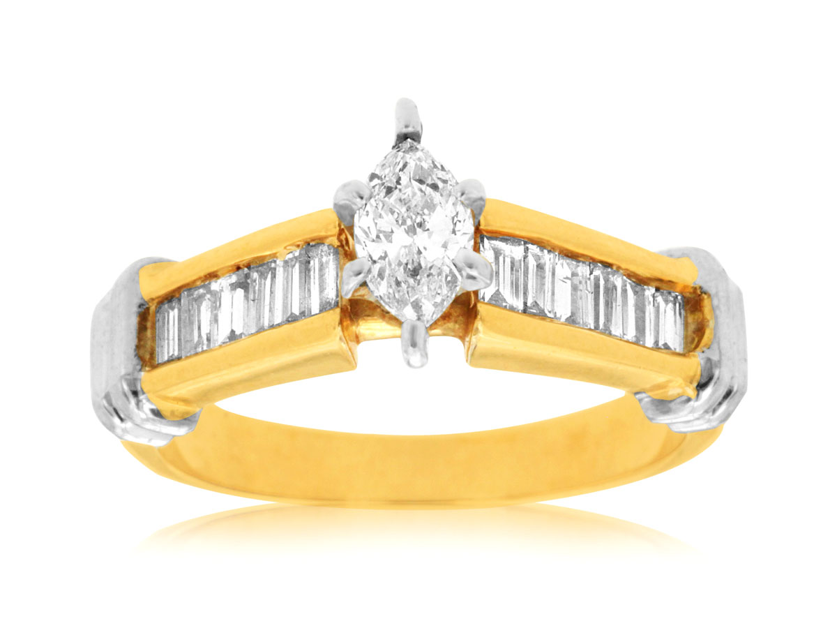 DIAMOND ENGAGEMENT RING